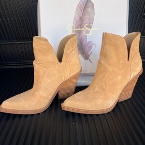 Jessica Simpson Womens Beige Leeshi Slip On Leather Western Boot 8 M